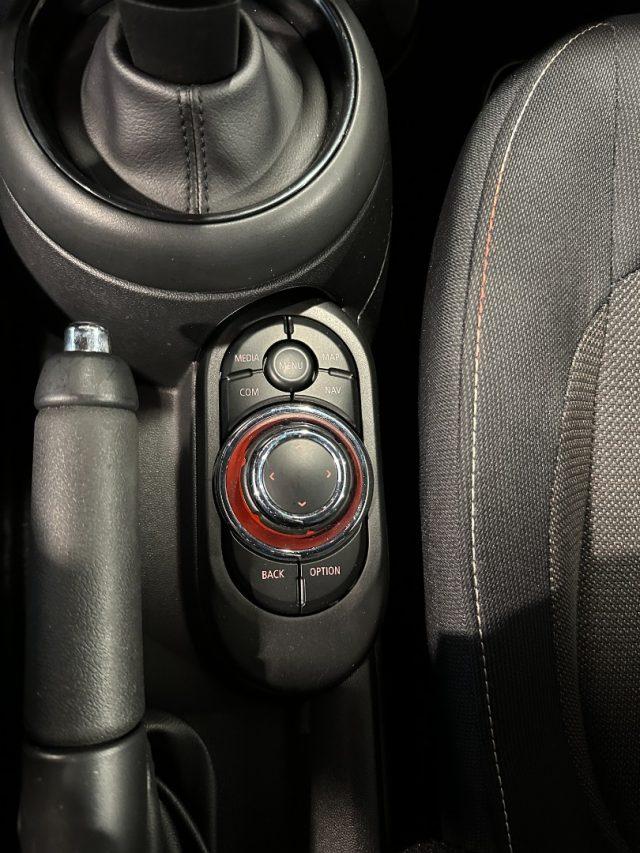 MINI Cooper 1.5 Classic 5 porte Auto -LED-16"-Carplay-Keyless-