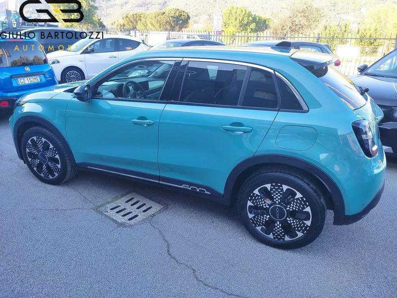 FIAT 600 1.2 Hybrid 110cv La Prima