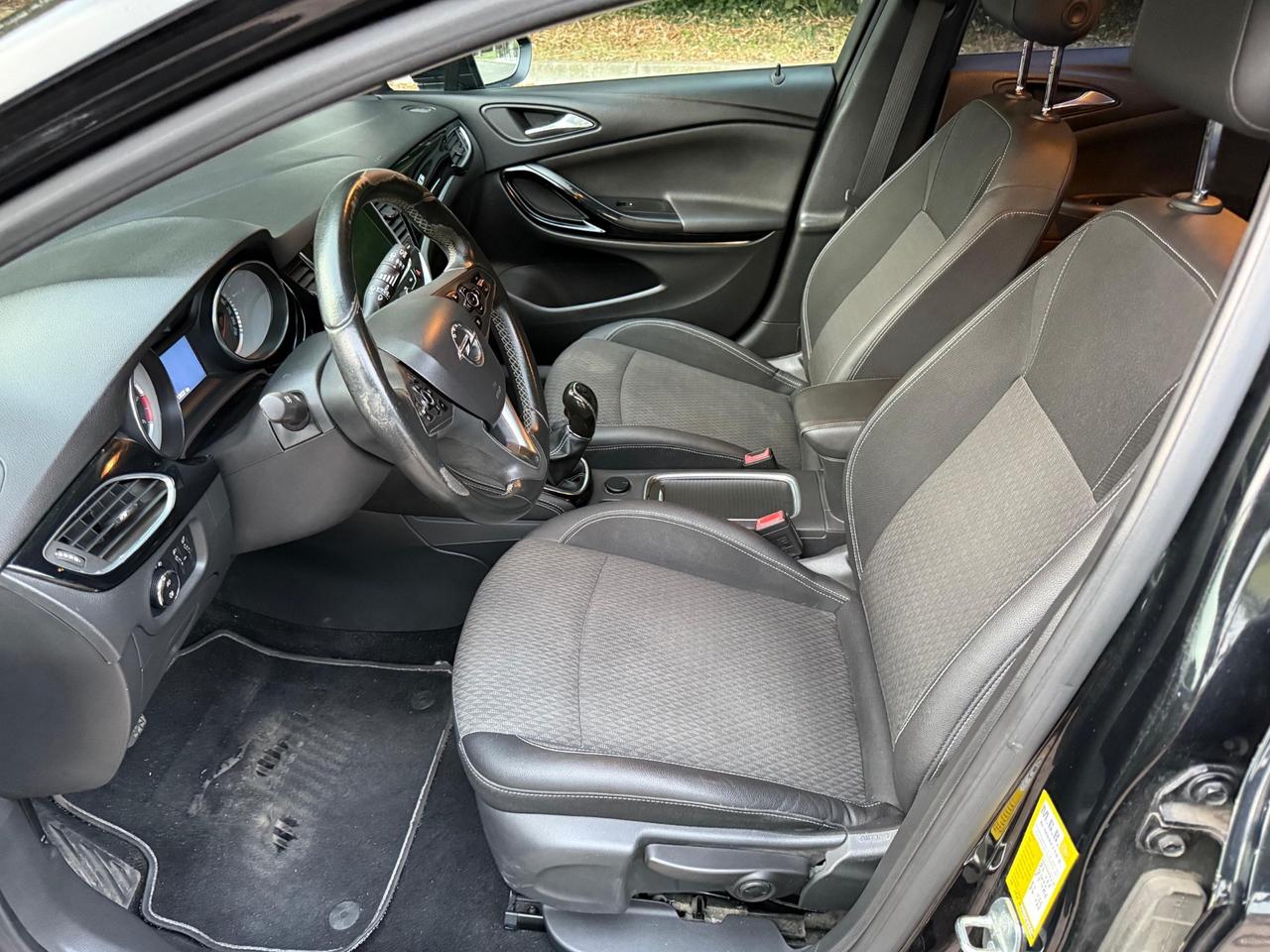 Opel Astra 1.6 diesel 2017