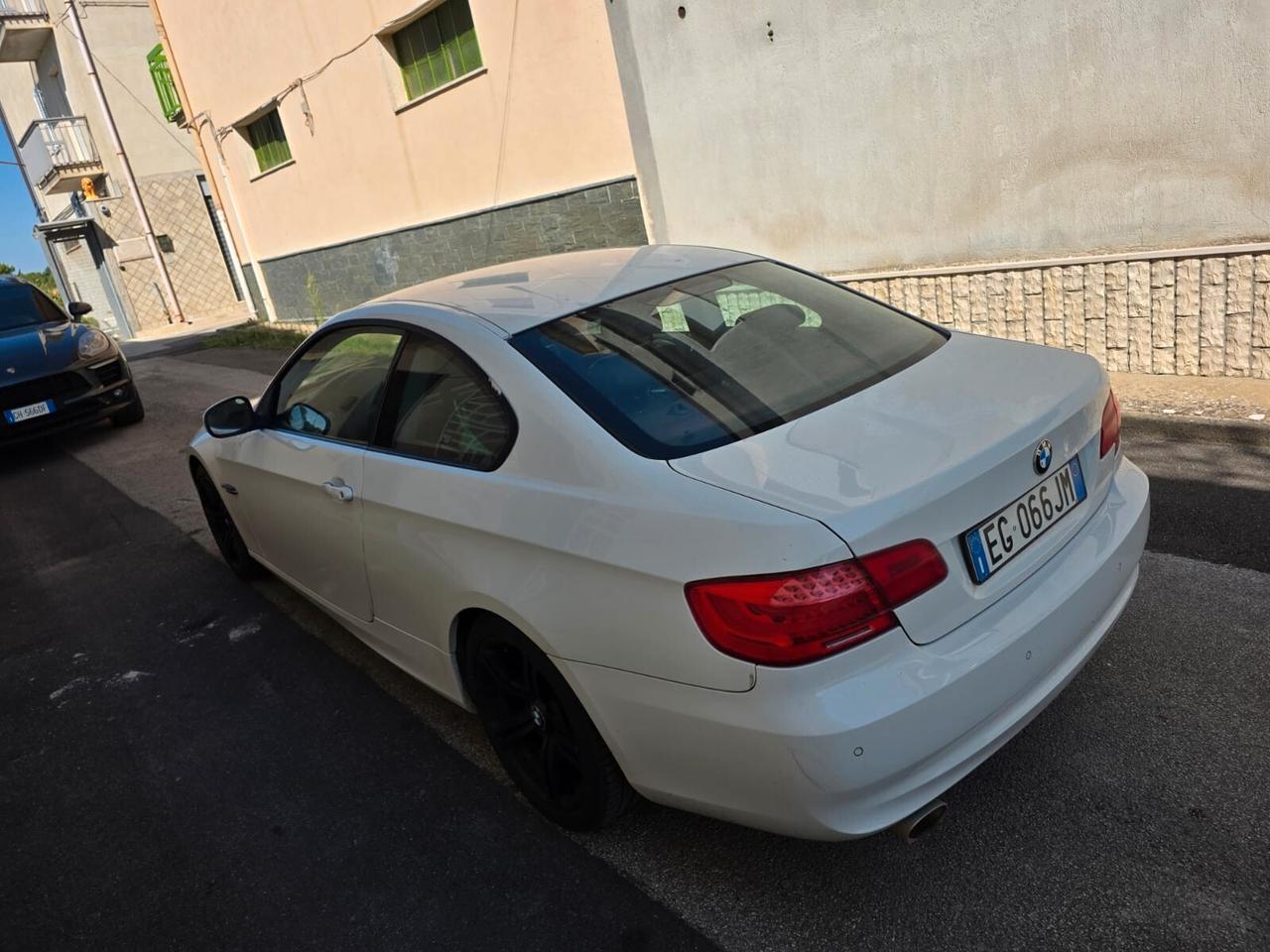 Bmw 320 320d cat Coupé Attiva