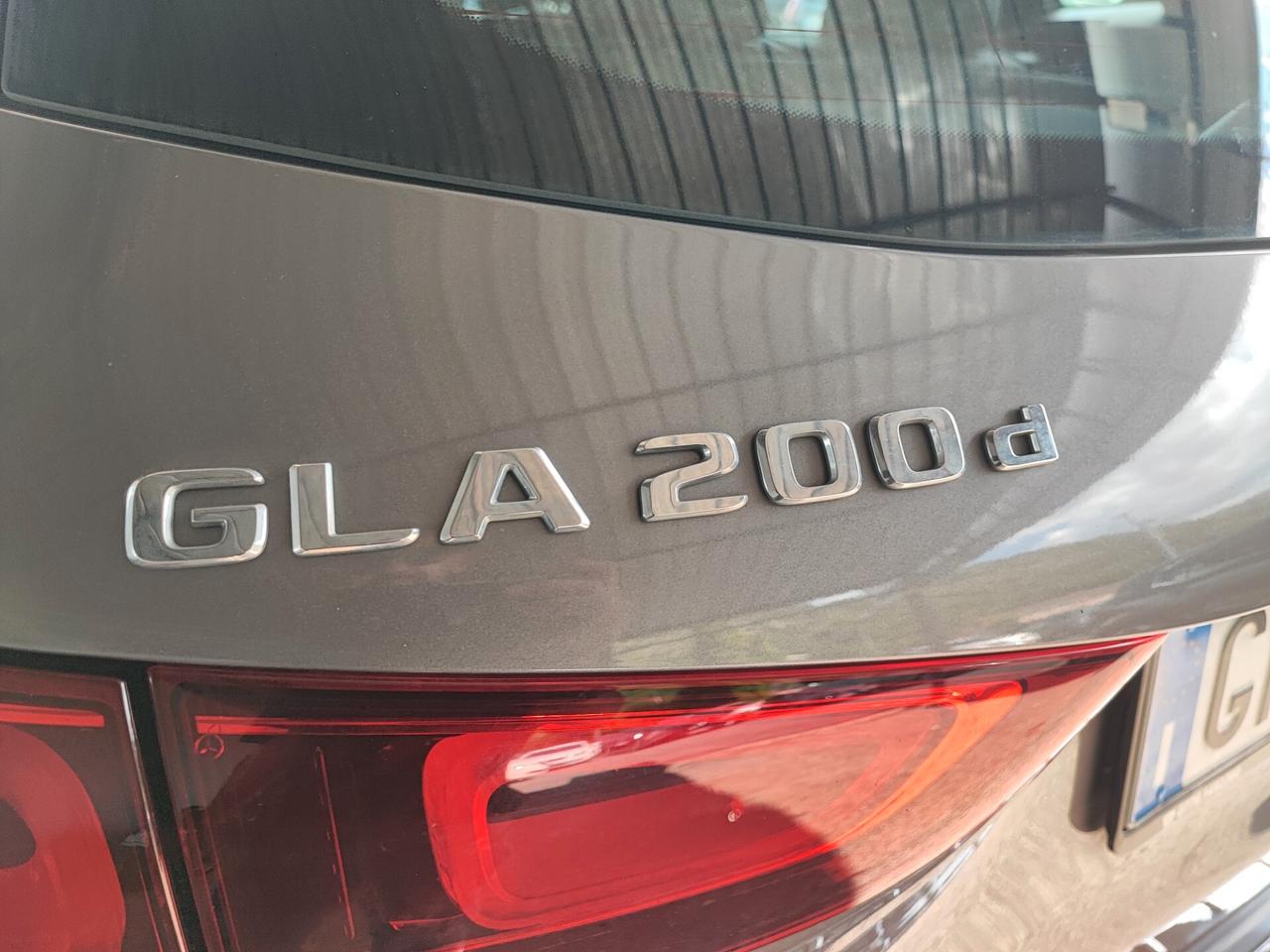 Mercedes-benz GLA 200 d Automatic Premium
