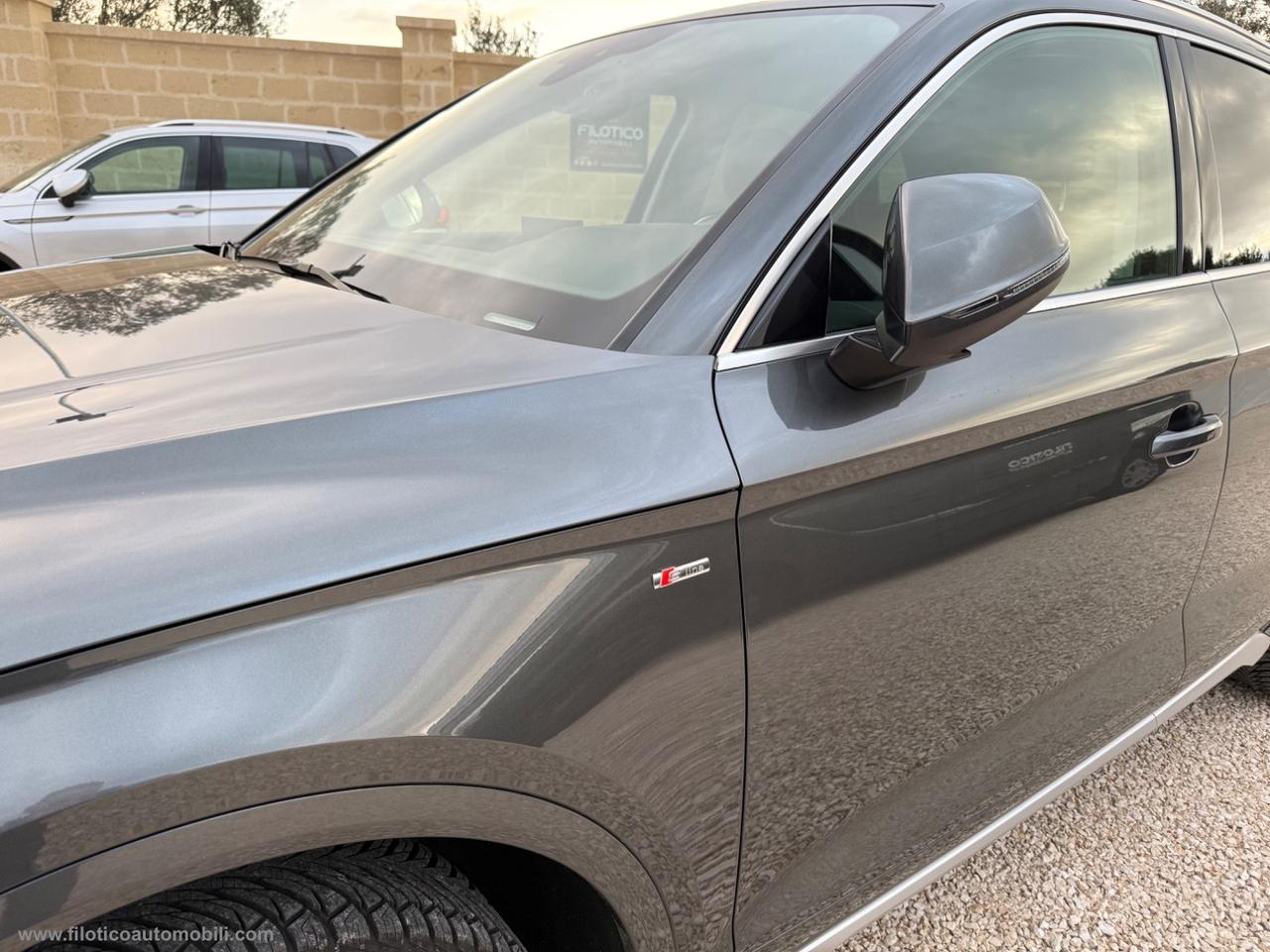 AUDI Q5 II 40 TDI MHEV 12V 204CV qu. S tr. S line UNICO PROPRIETARIO FARI MATRIX