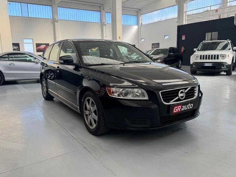 Volvo V50 V50 1.6 d2 R-design 115cv