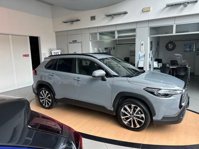 TOYOTA Corolla Cross 1.8 Hybrid 140 CV E-CVT Trend