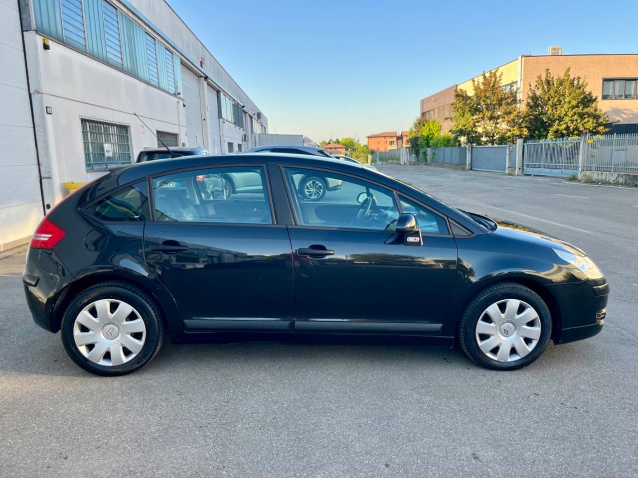 Citroen C4 1.4benz 2006 58.000km pari al nuovo
