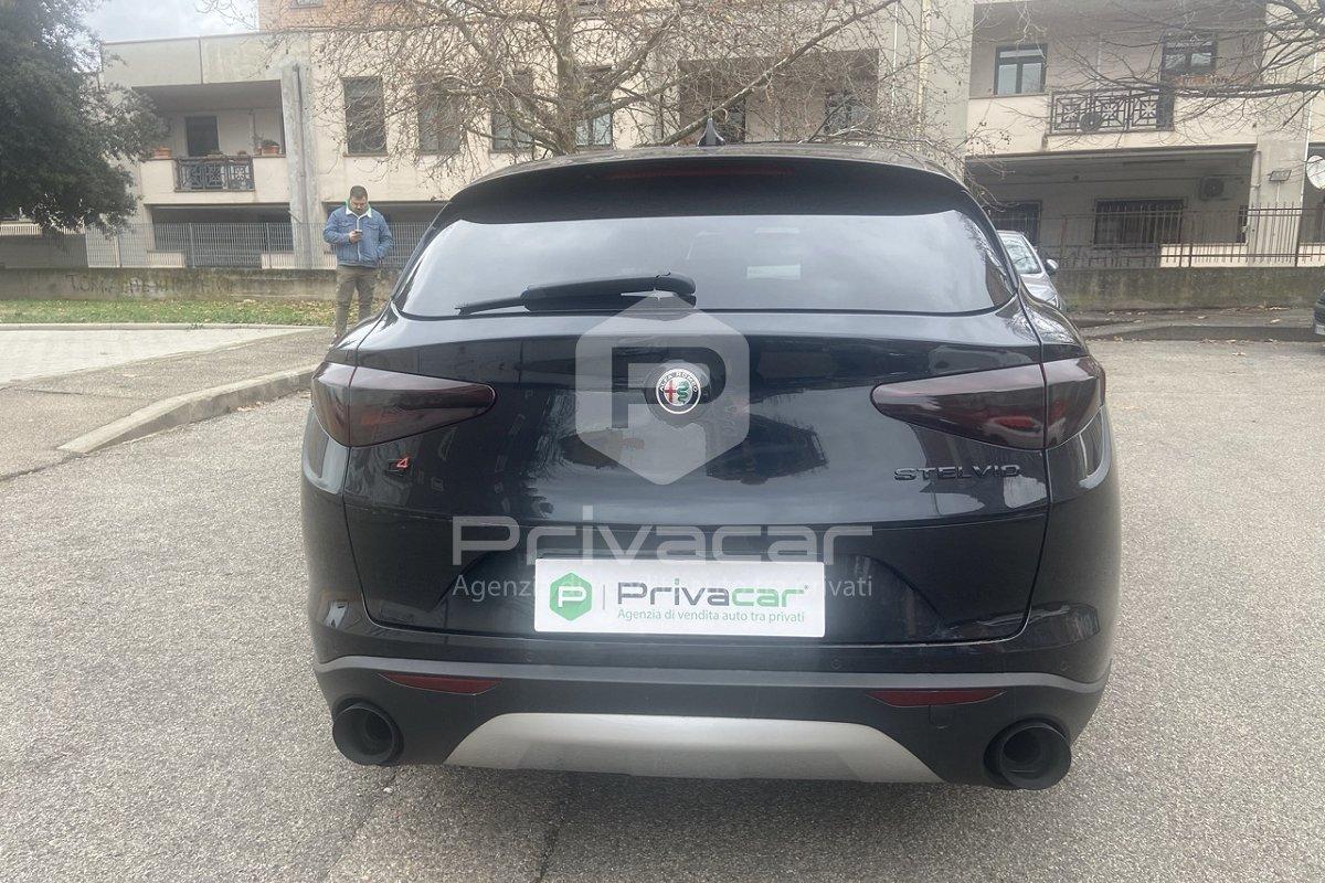 ALFA ROMEO Stelvio 2.0 Turbo 280 CV AT8 Q4 Super