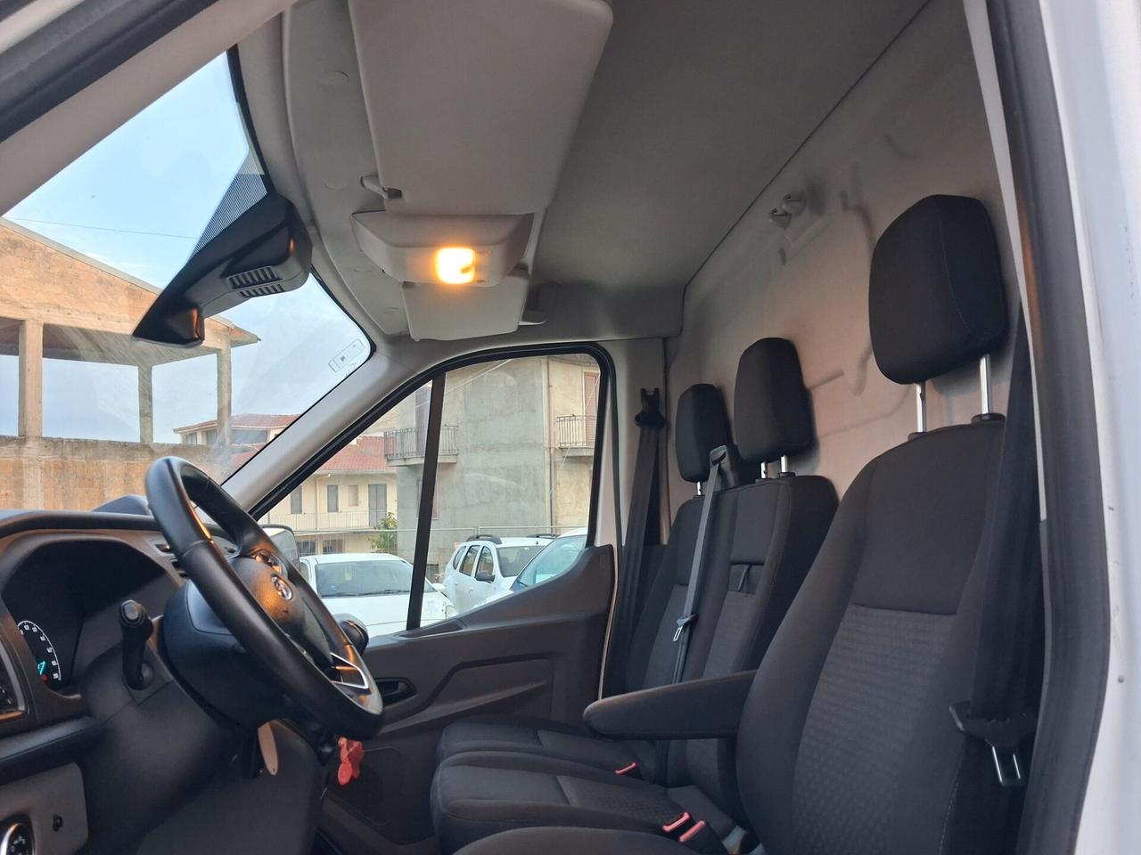 Ford transit passo lungo tetto alto iva esposta