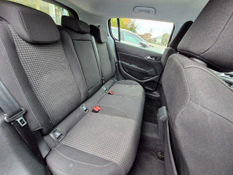 Peugeot 308 308 BlueHDi 130 S&S EAT8 Business