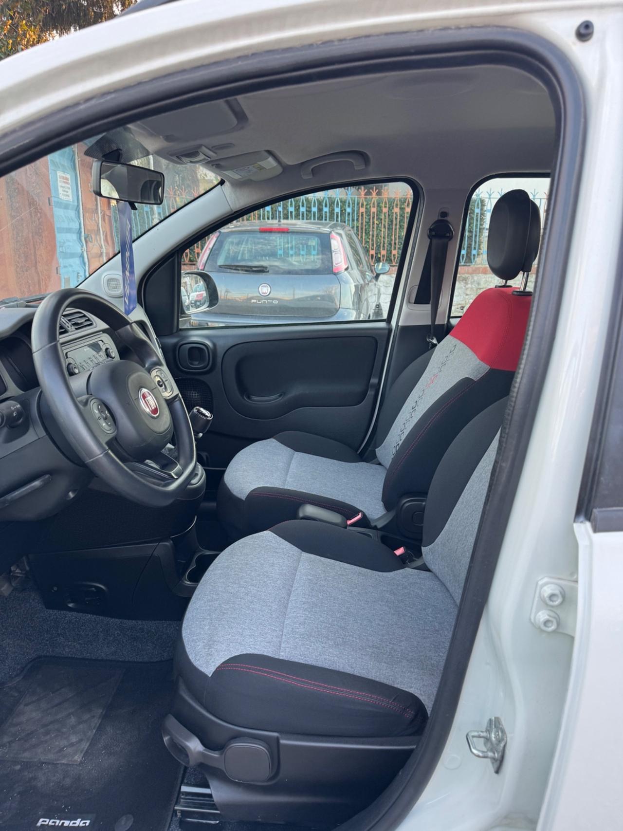 Fiat Panda 0.9 TwinAir Turbo Natural Power Lounge