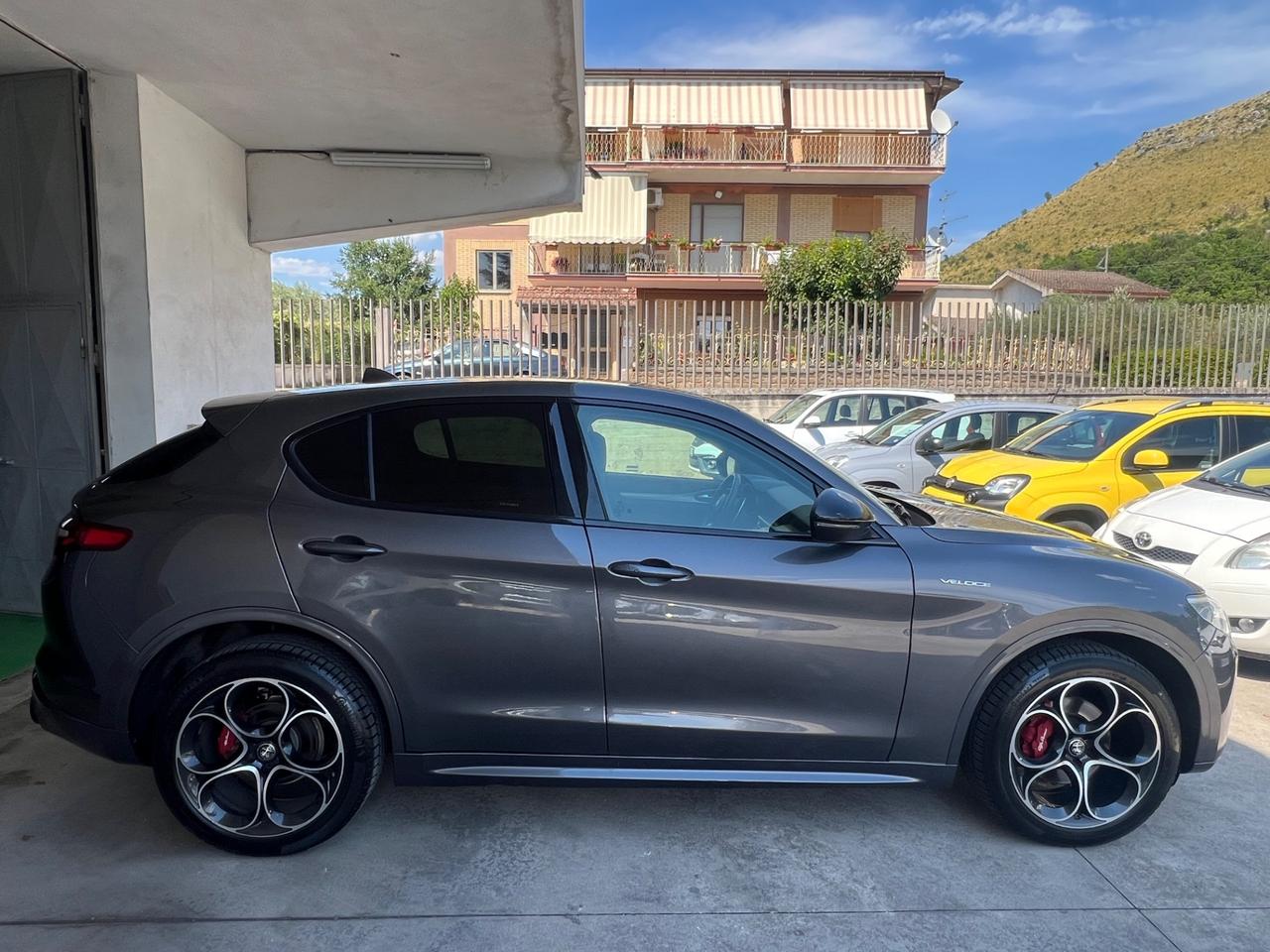 Alfa Romeo Stelvio 2.2 Turbodiesel 210 CV AT8 Q4 Veloce
