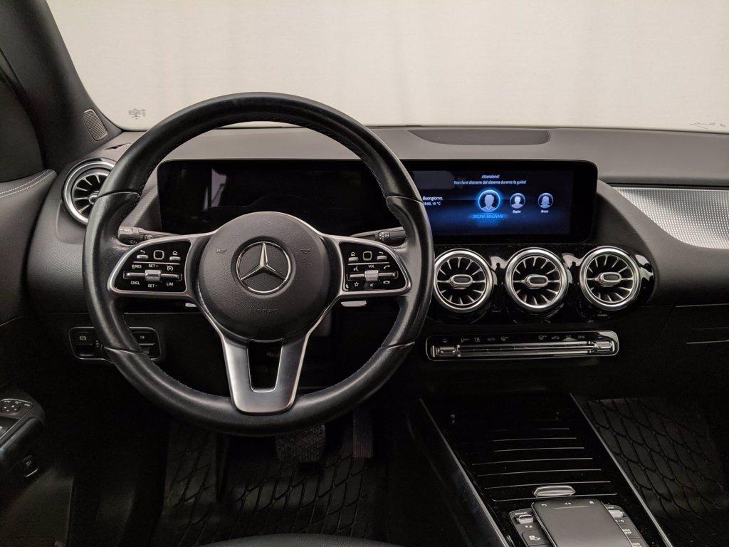 MERCEDES GLA 200 d Automatic Premium del 2020