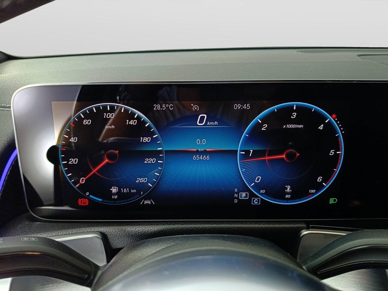 Mercedes-Benz GLB - X247 2019 - GLB 200 d Premium auto