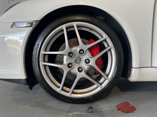 PORSCHE 911 Carrera S Coupé SERVICE PORSCHE