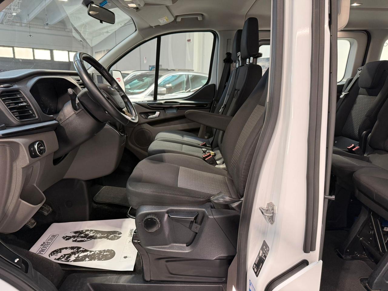 Ford Tourneo Custom 320 2.0 EcoBlue 130CV MHEV PC Trend