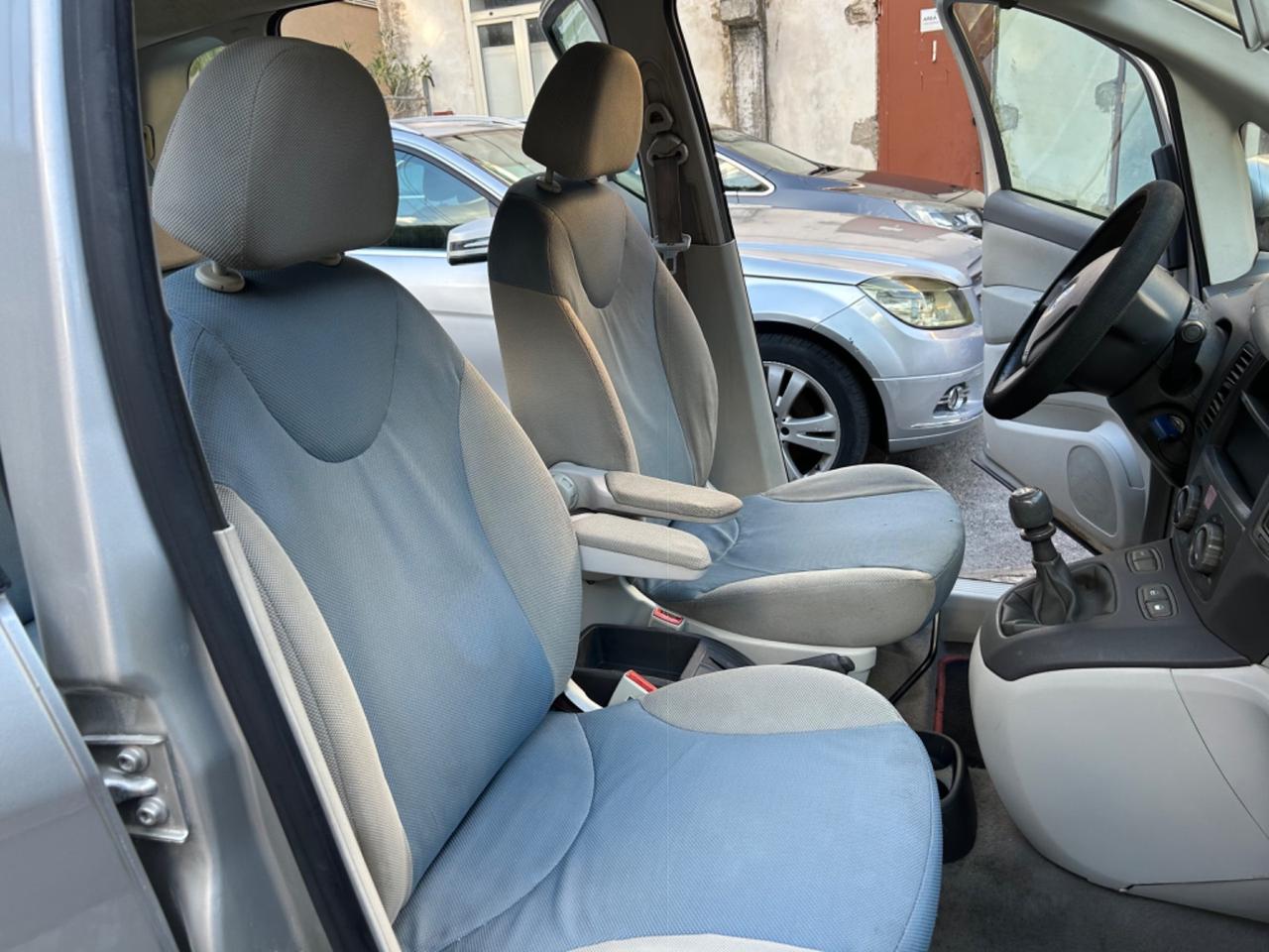 Fiat Idea 1.4 16V Emotion