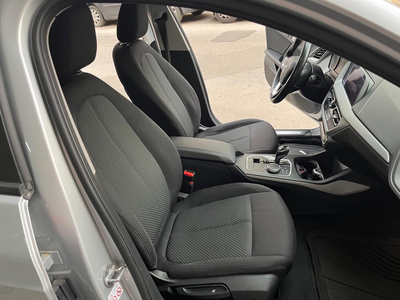 Bmw serie 1 116d 5p. Luxury 56000 km