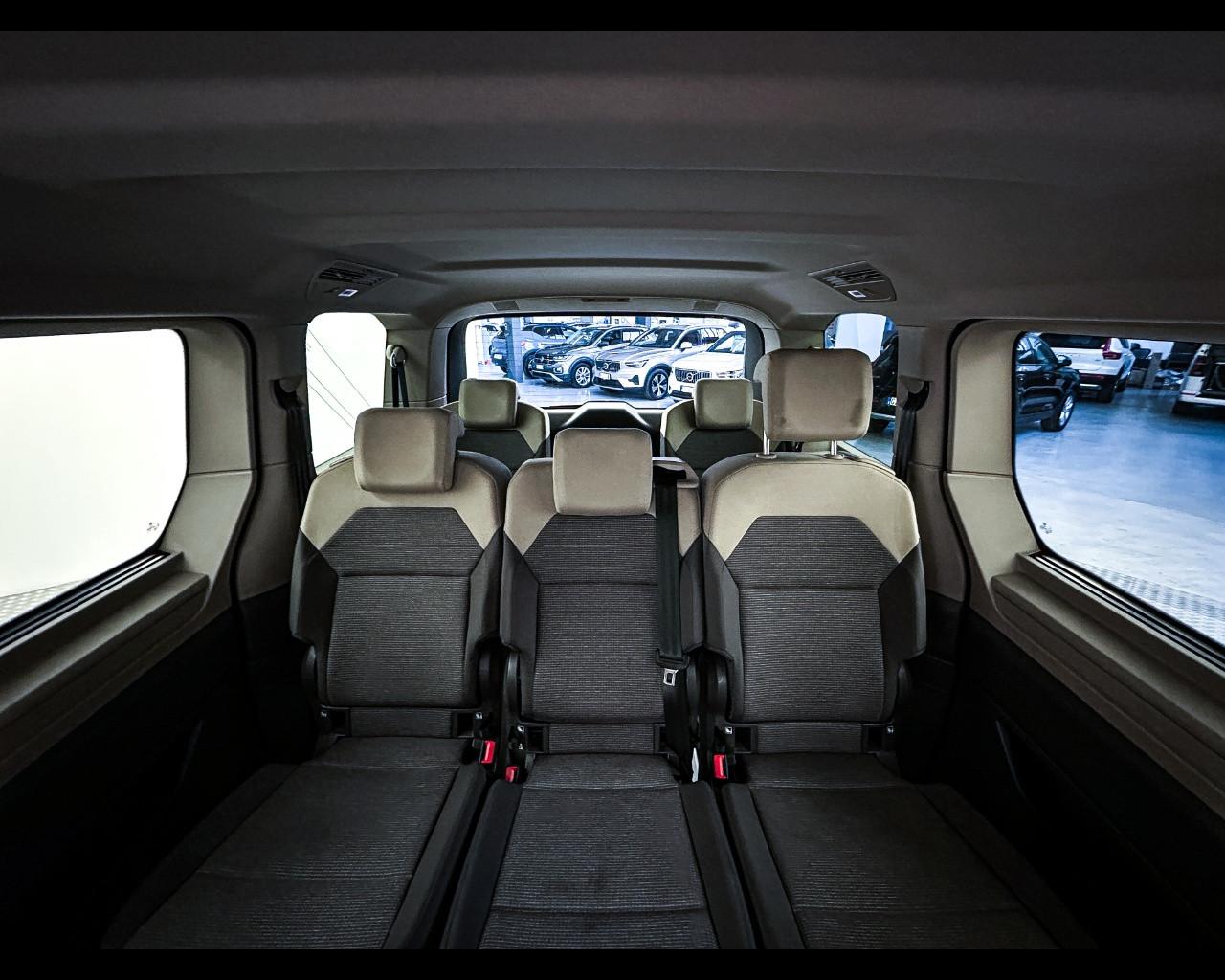 VOLKSWAGEN Multivan 7ª '21-> - Multivan 2.0 TDI 150CV DSG Space