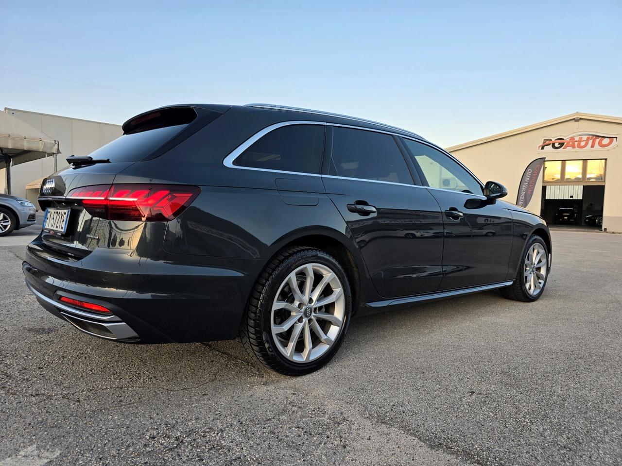 Audi A4 Avant 40 2.0 tdi Business Advanced quattro 190cv s-tronic