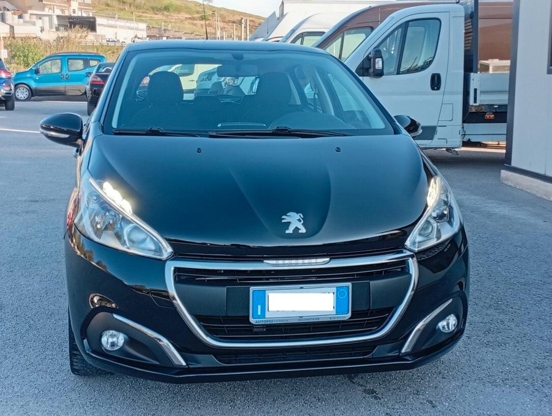 Peugeot 208 PureTech 82 5 porte Allure