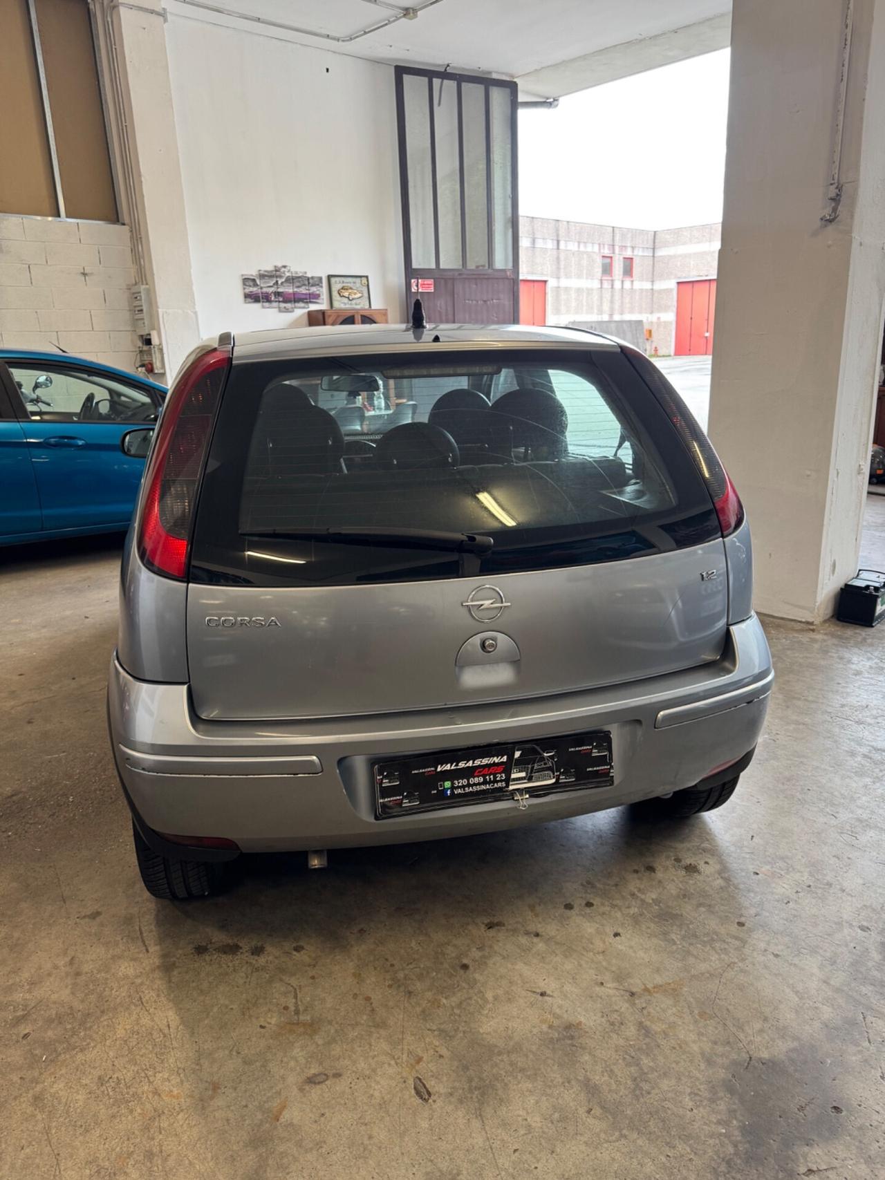 Opel Corsa 1.2i 16V cat 5 porte Enjoy