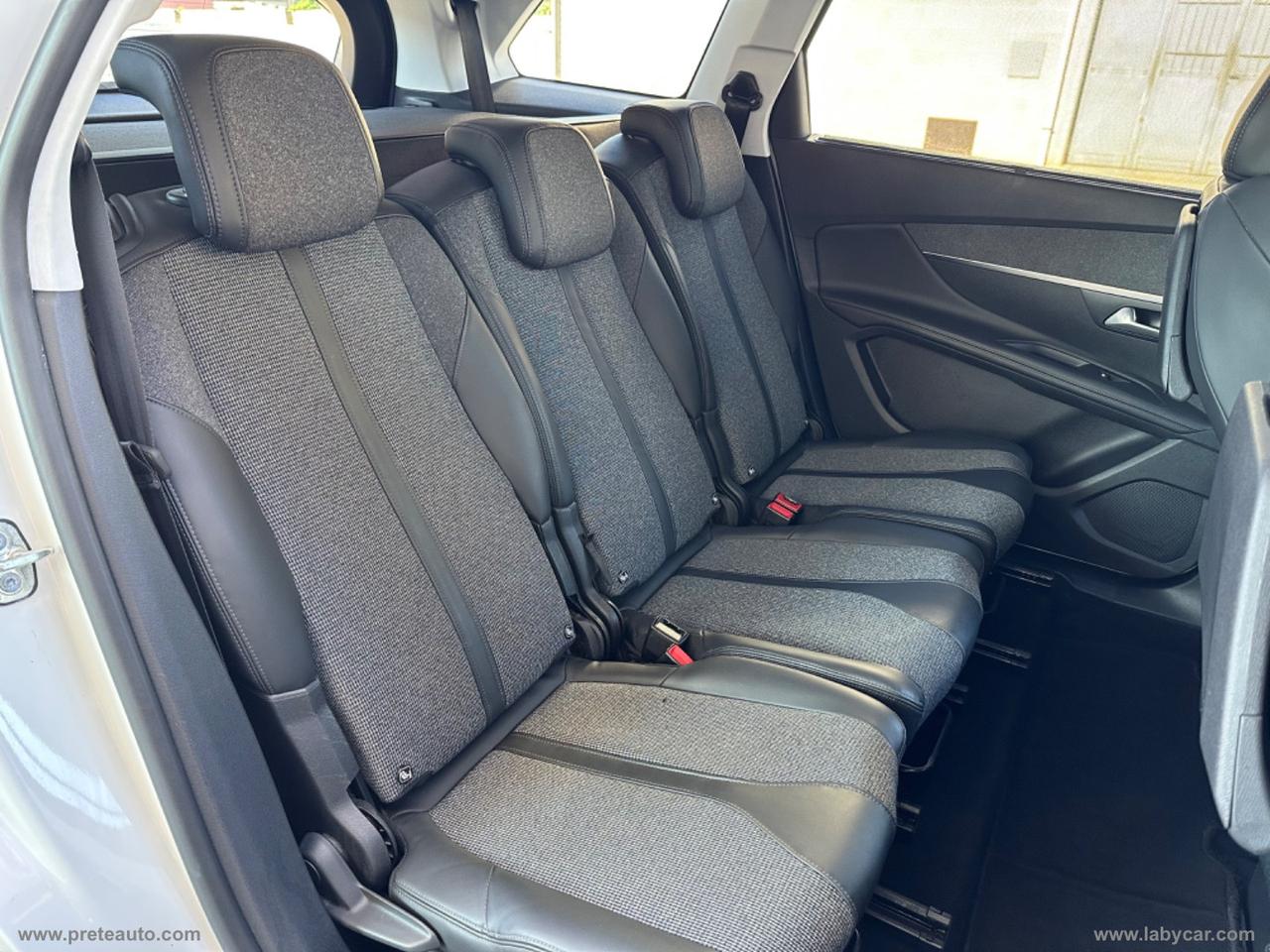 PEUGEOT 5008 BlueHDi 120 S&S EAT6 Allure