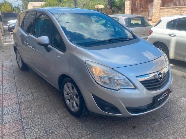 Opel Meriva 1.3 CDTI 95CV ecoFLEX Cosmo