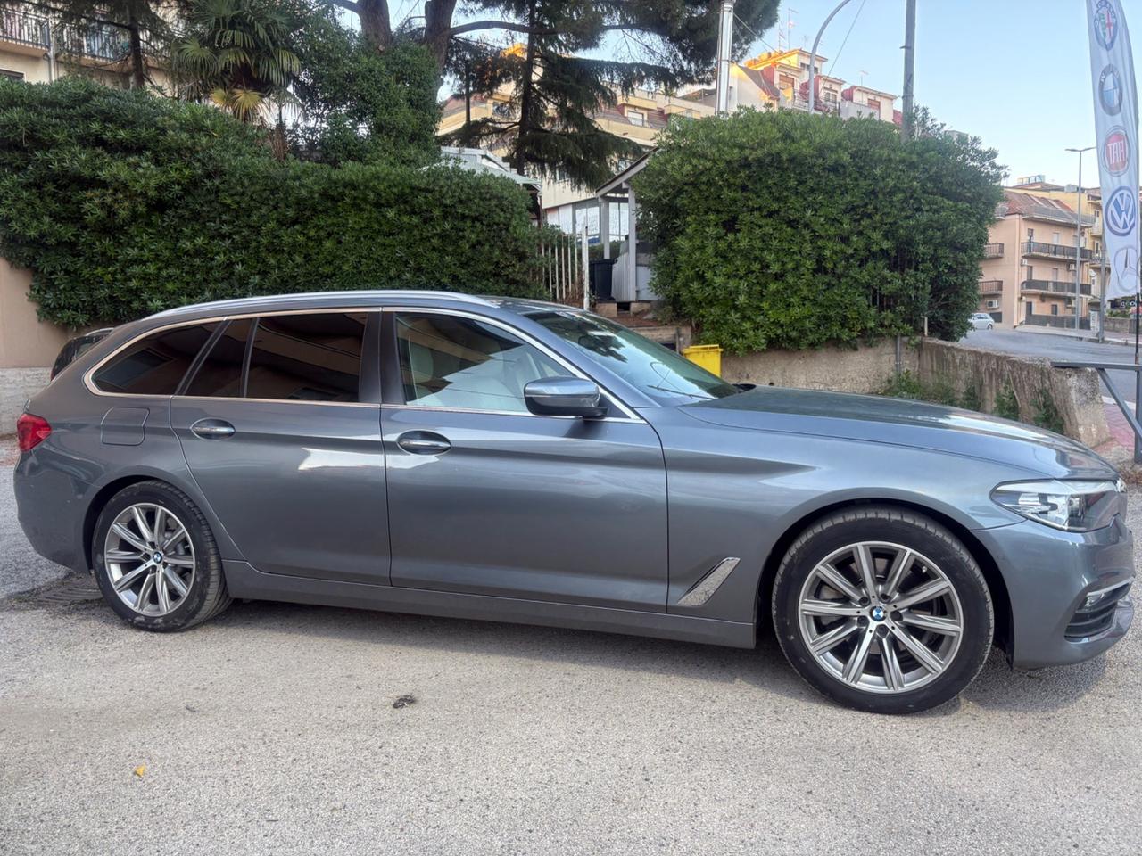 Bmw 520 520d aut. Touring Luxury