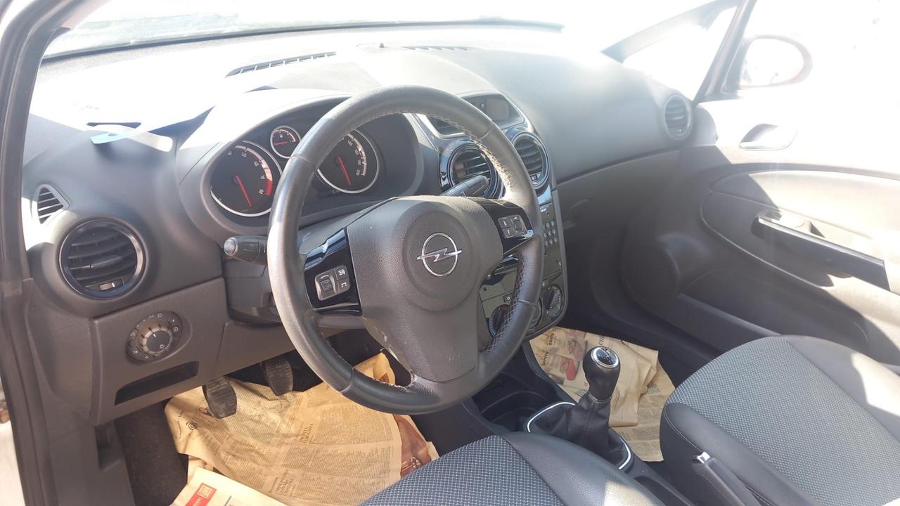 Opel Corsa 1.2 5 porte Easytronic Enjoy