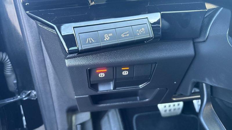 Renault Austral 2023 1.2 E-Tech full hybrid 200cv Iconic Esprit