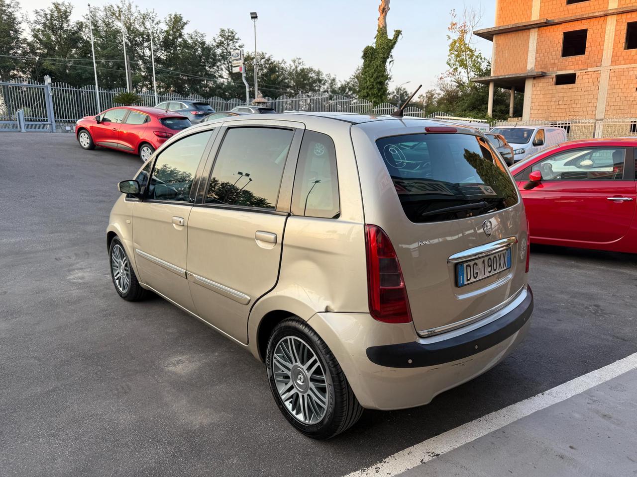Lancia Musa 1.4 16v Platino Plus s/navi dfn