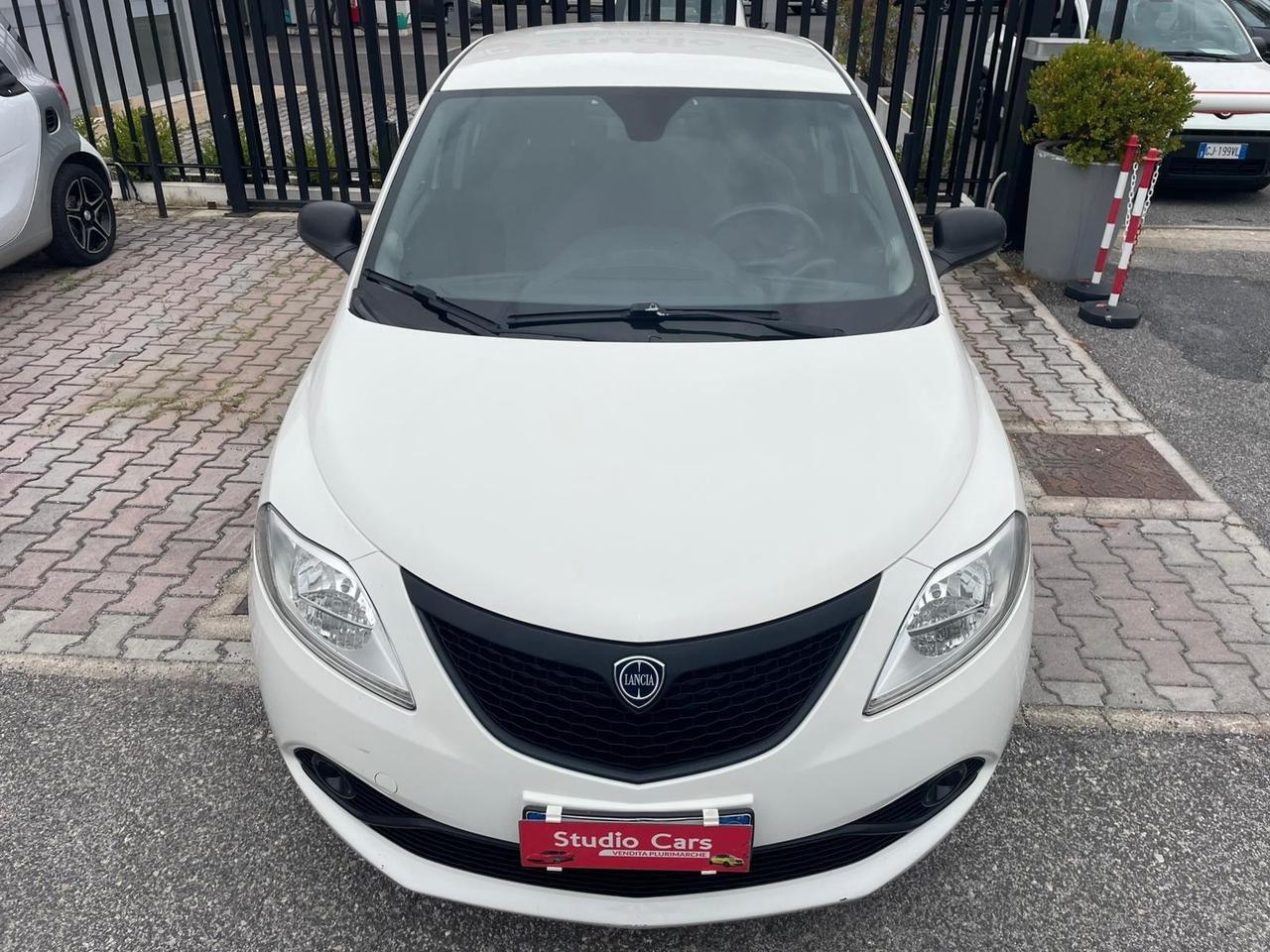 Lancia Ypsilon 1.2 69 CV 5 porte Elefantino Blu