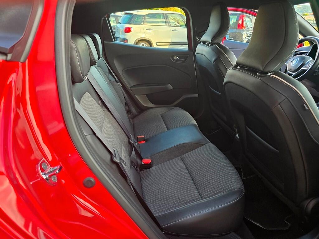 Renault Clio Full Hybrid E-Tech 140 CV Intens
