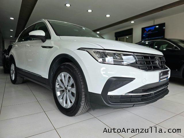 VOLKSWAGEN Tiguan 2.0 TDI 150CV SCR DSG Life - Fari Led