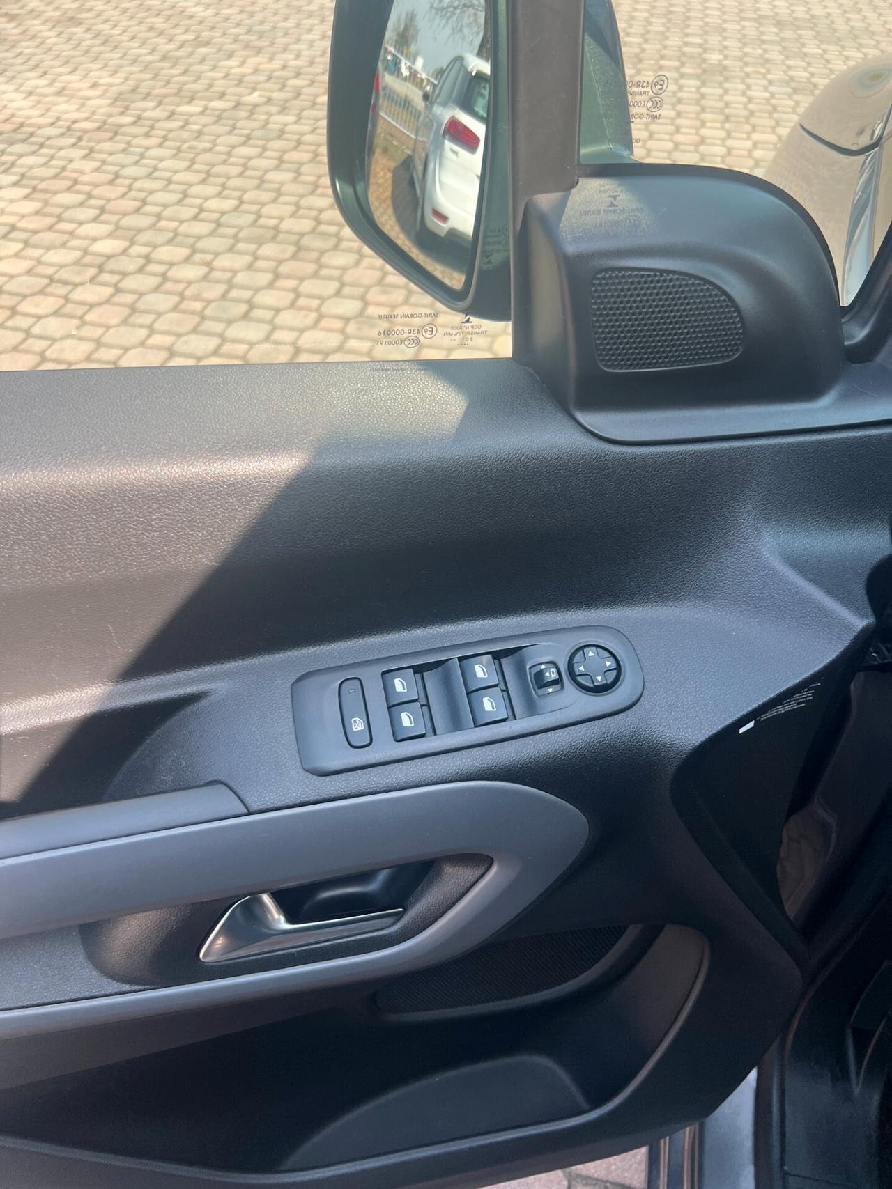 Toyota Proace Verso 1.5D L0 D Executive