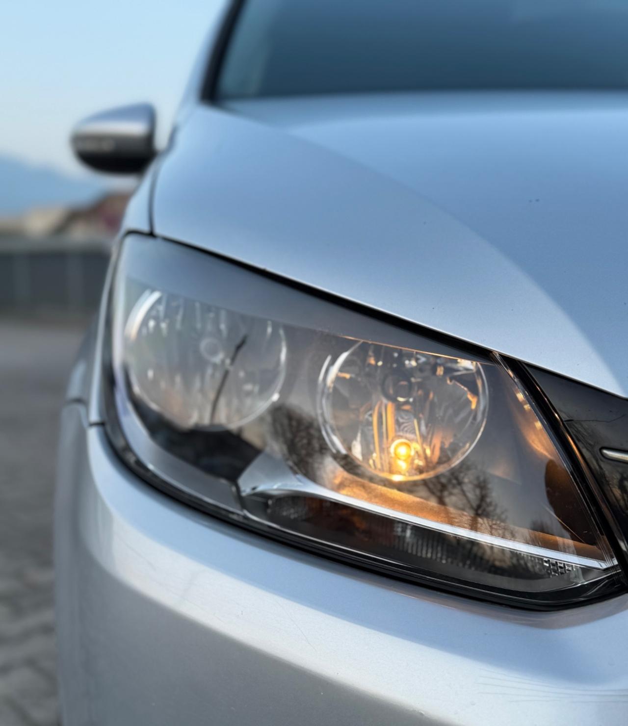 Volkswagen Touran 1.6 TDI 105CV 7 POSTI EURO 5