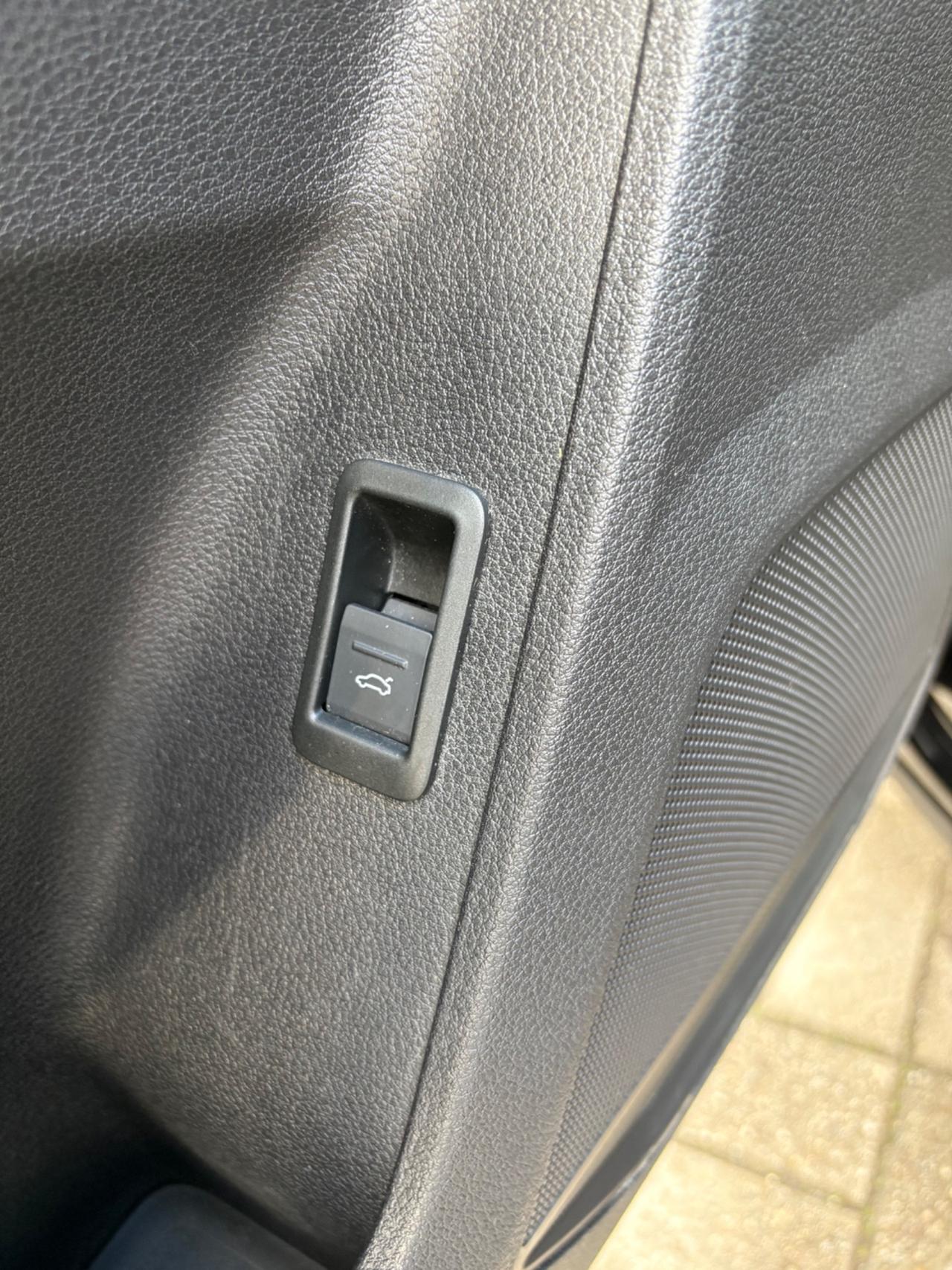 Audi Q3 35 TDI S tronic Business Advanced