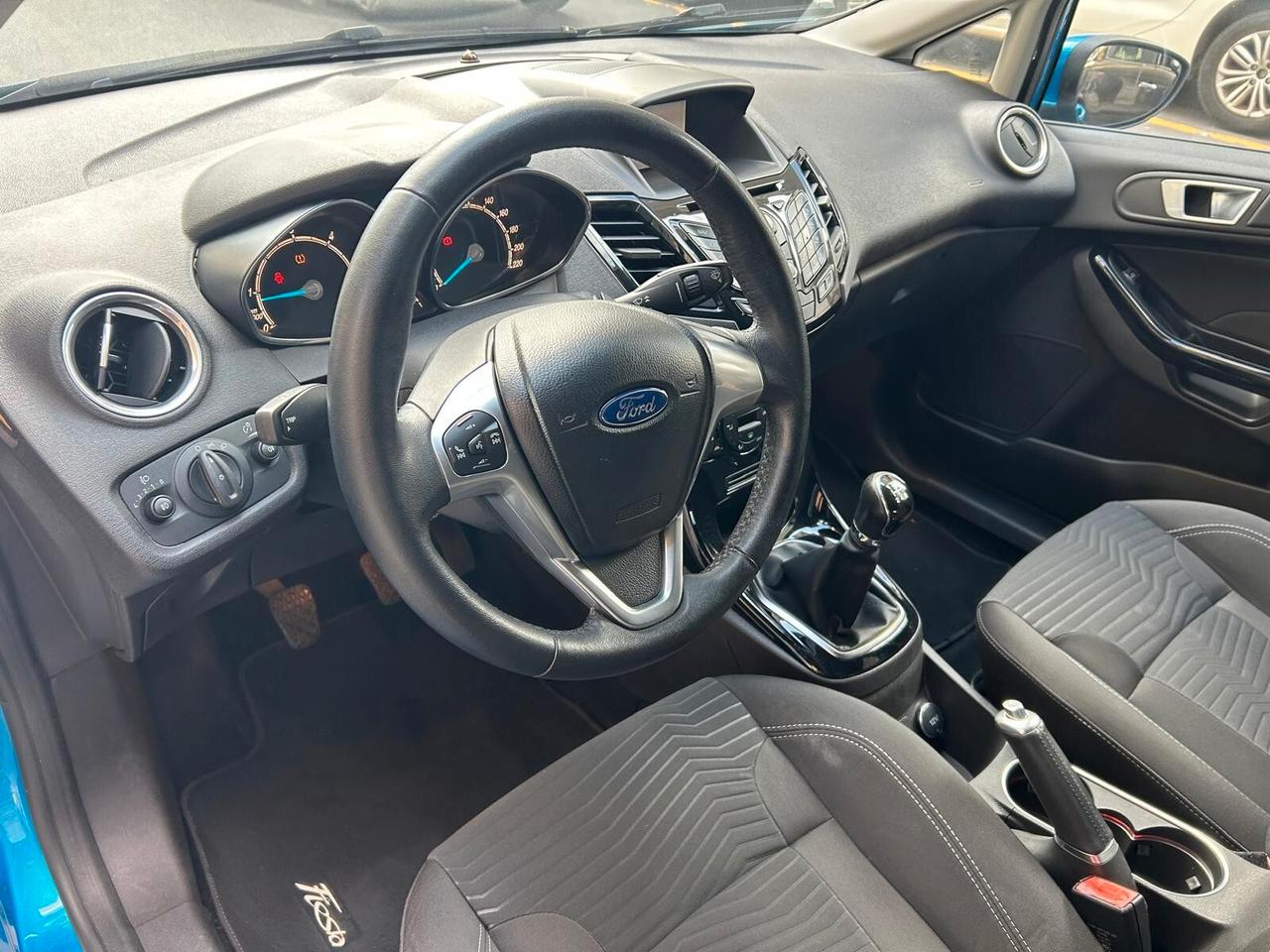 Ford Fiesta 1.5 TDCi 75 CV – IDEALE PER NEOPATENTATI 74.152 KM GARANZIA 12 MESI!