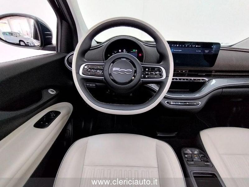 FIAT 500e Cabrio 42 kWh La Prima