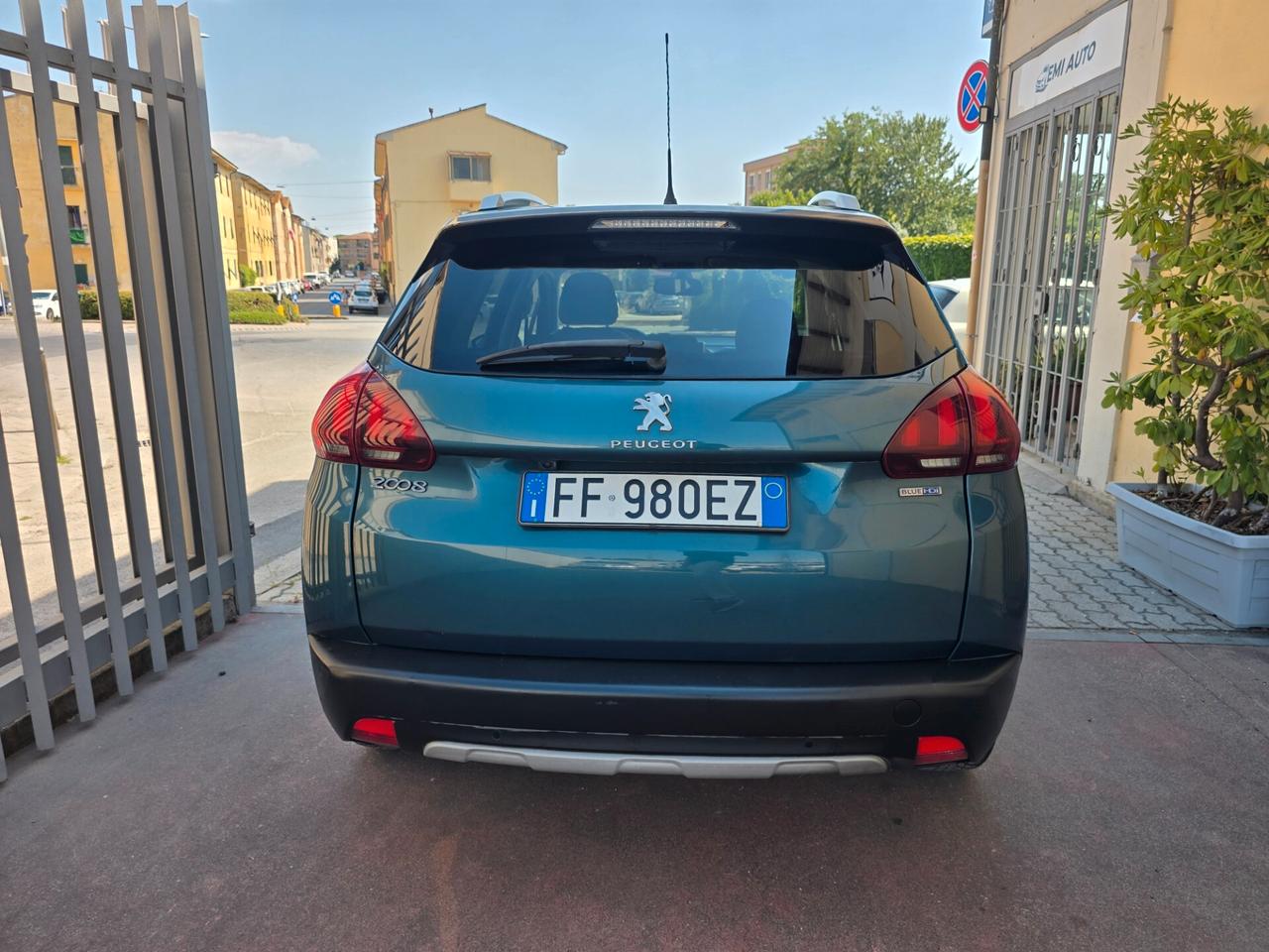 Peugeot 2008 BlueHDi 120 S&S Crossway