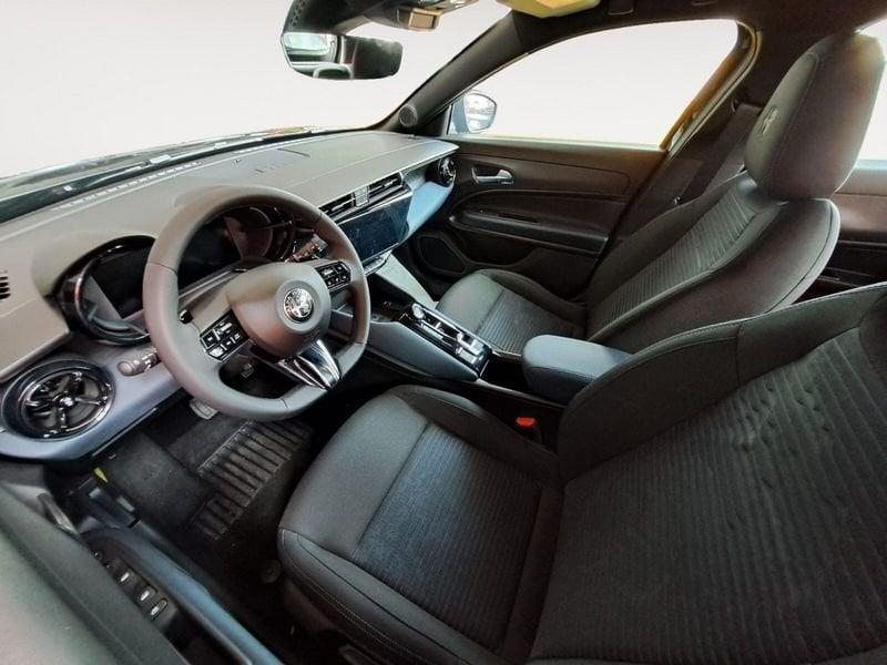 Alfa Romeo Junior 1.2 ibrida 145cv edct6