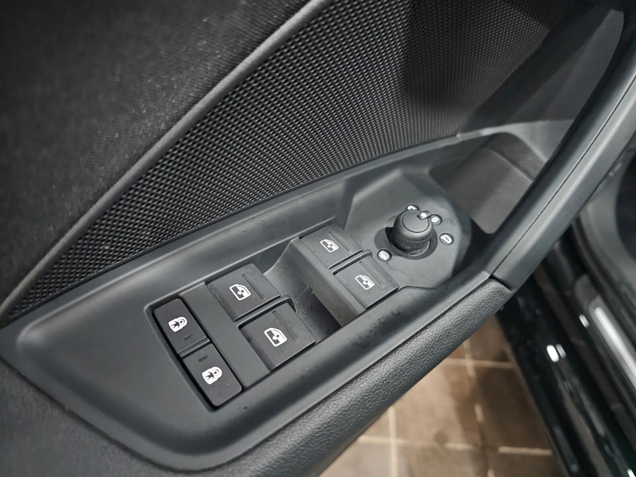 NUOVA AUDI A3 SPORTBACK S-LINE 35 TDI 150CV S-TRONIC IDENTITY BLACK