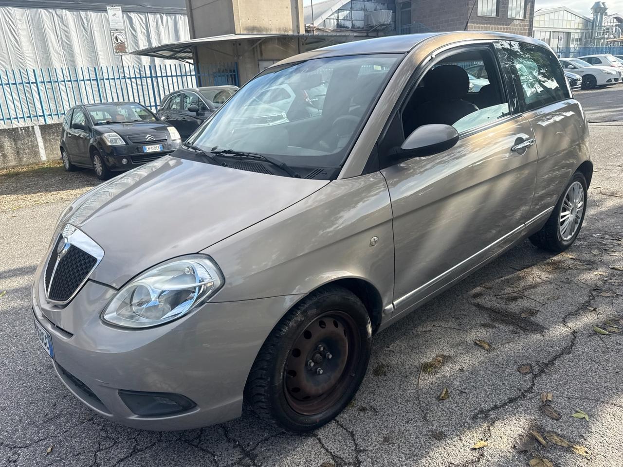 Lancia Ypsilon 1.2 Argento