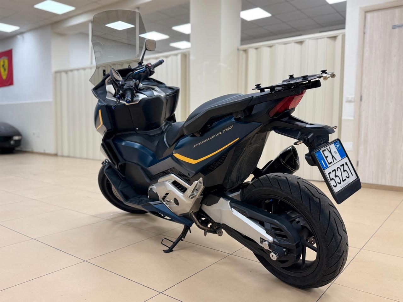 Honda Forza 750 Scarico Akrapovic permute auto moto rolex