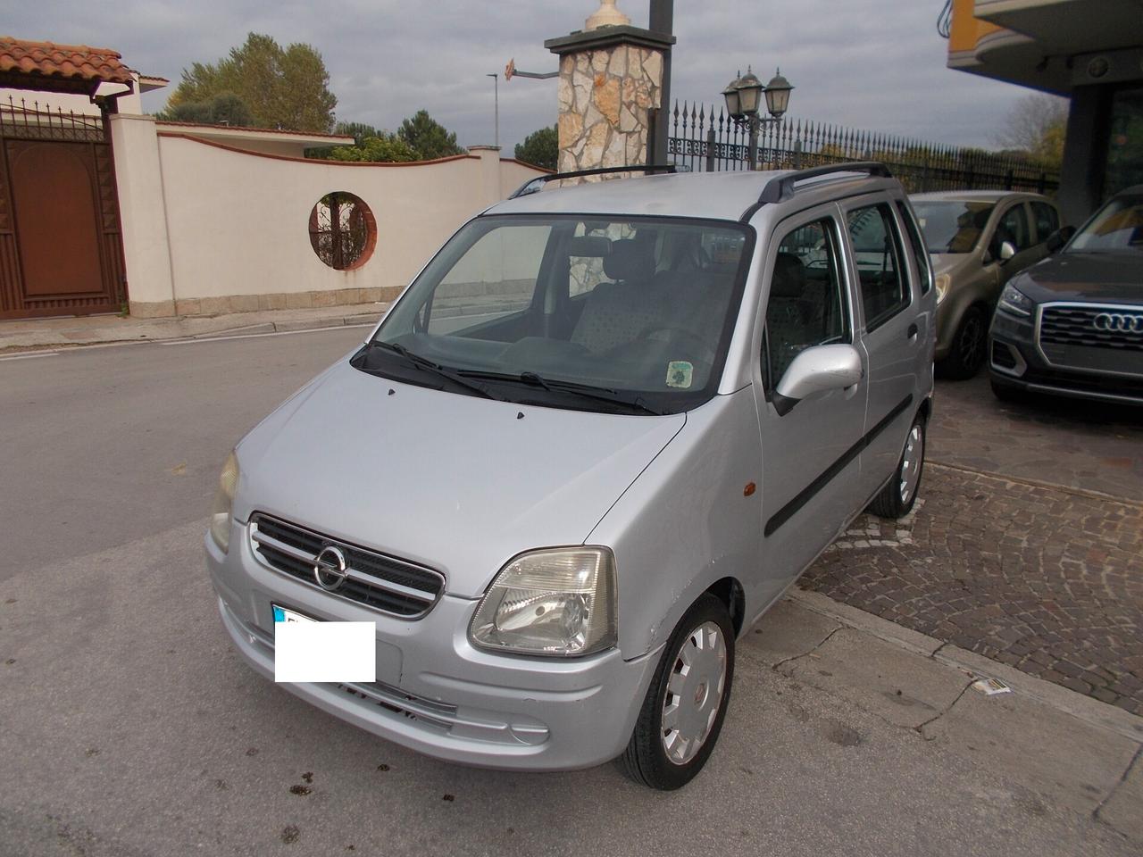 Opel Agila 1.2 16V Club