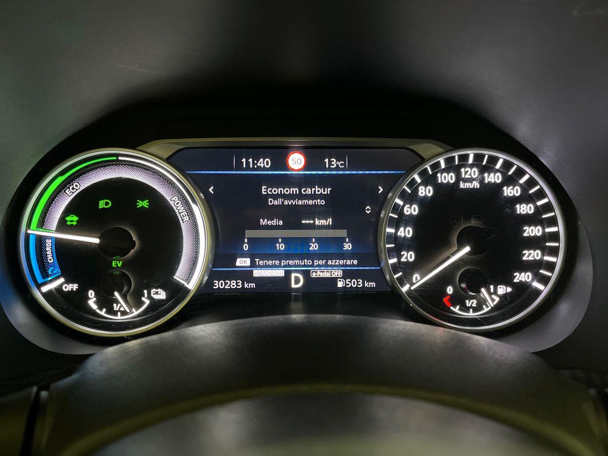 NISSAN Juke 1.6 hev Premiere Edition