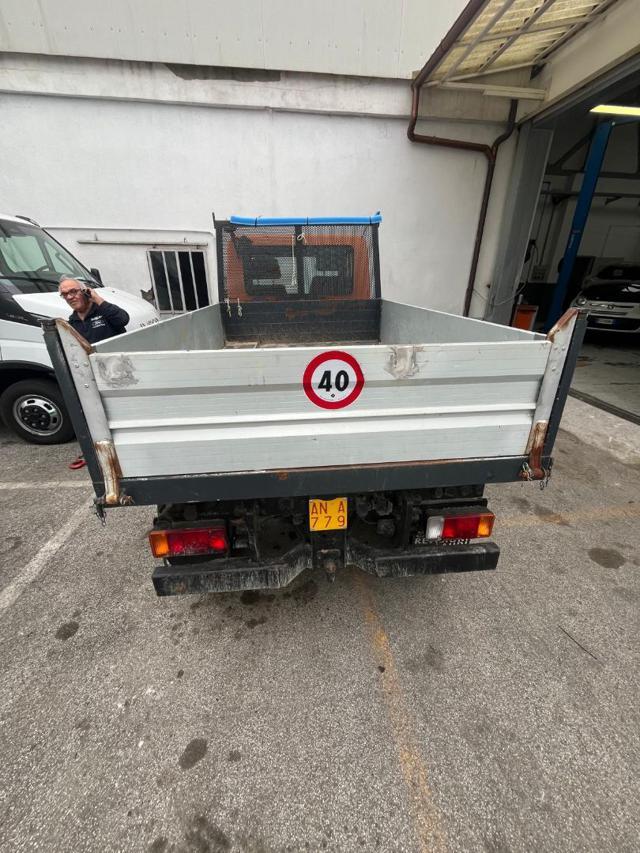 UNIMOG MACCHINA OPERATRICE UX100