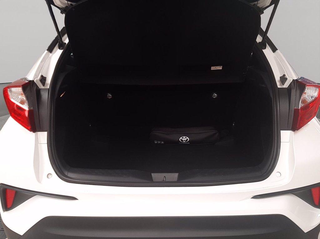 TOYOTA C-hr 1.8h active 2wd e-cvt del 2018