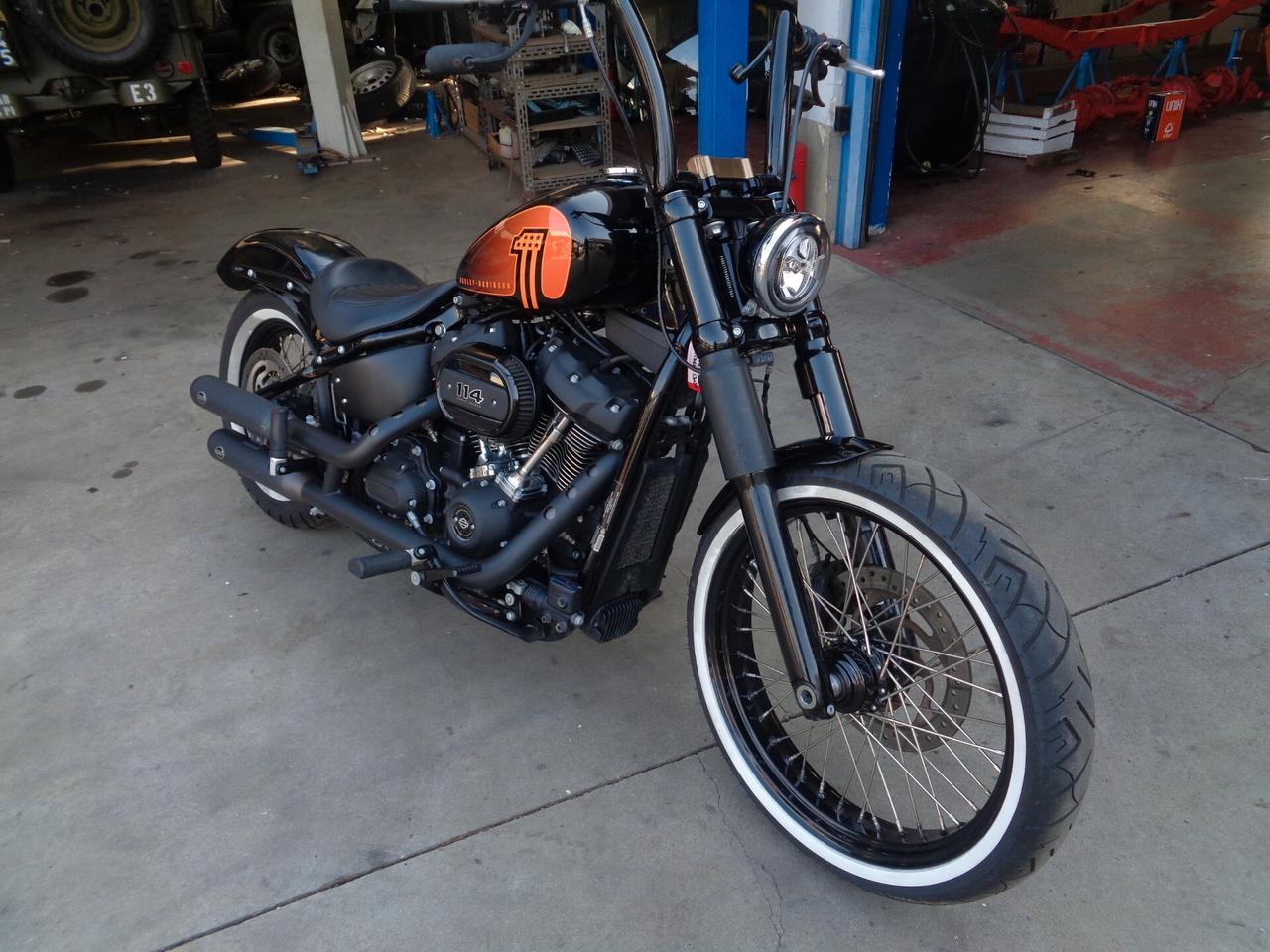 Harley-davidson Softail Street Bob 114
