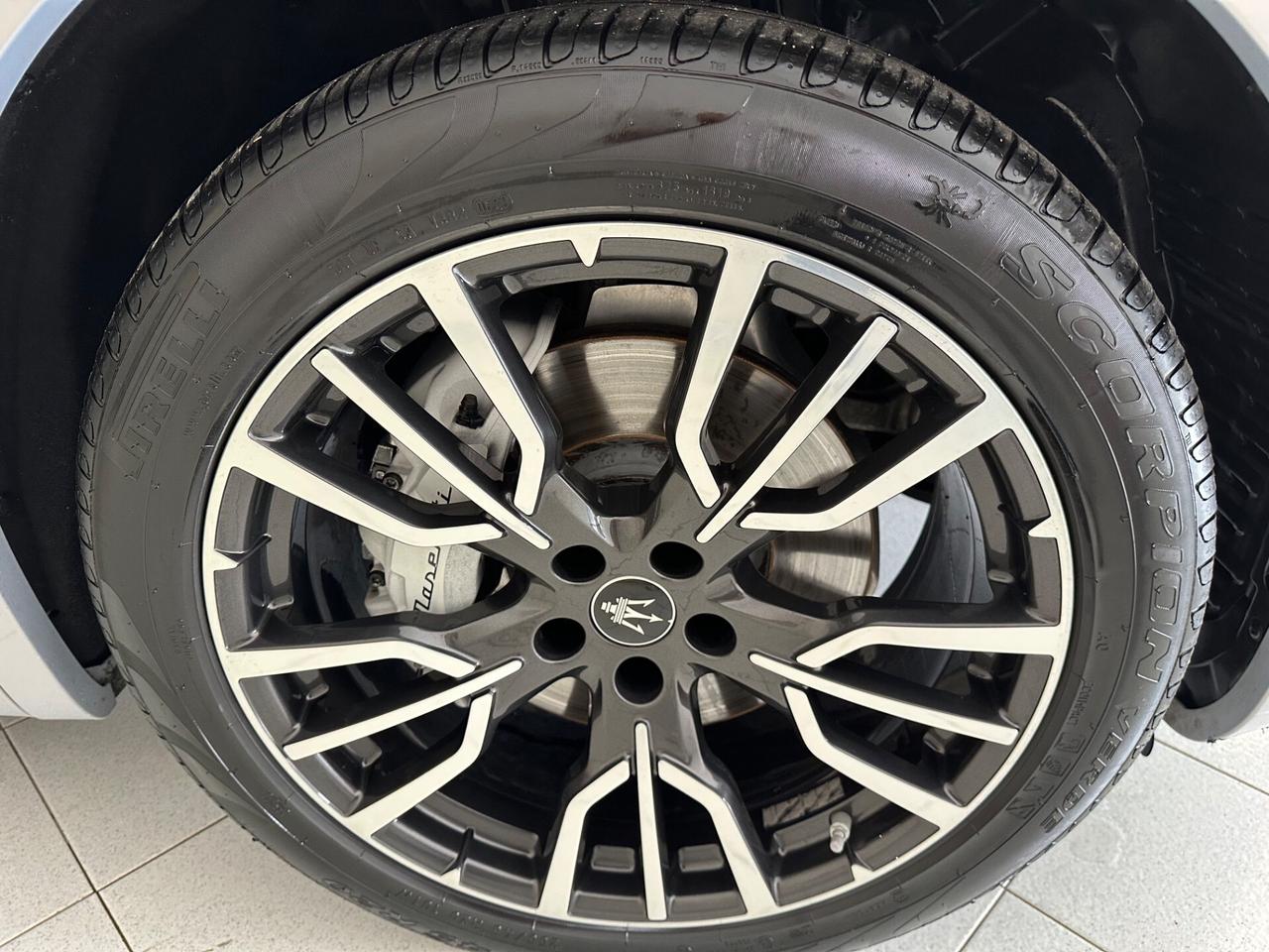 Maserati Grecale MHEV 300 CV AWD GT PrimaSerie