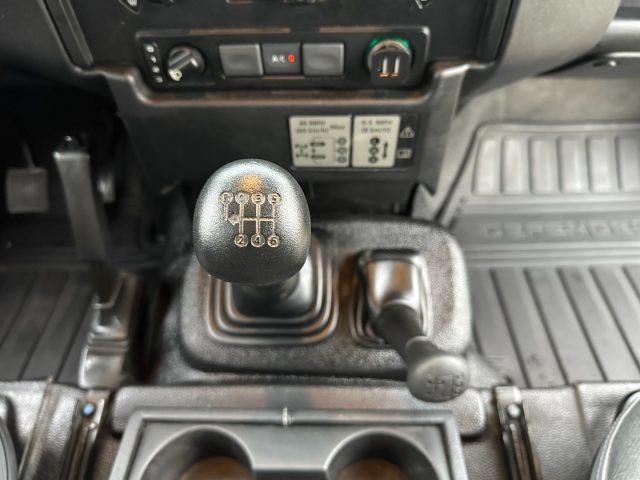 LAND ROVER Defender 90 2.2 TD4 Station Wagon NEOPATENTATI